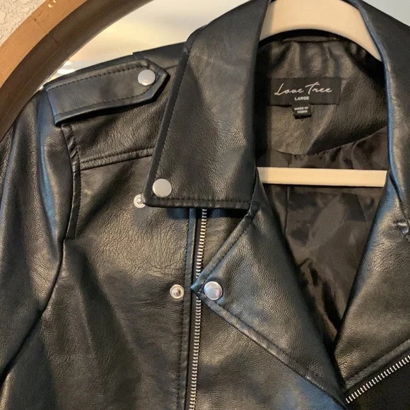 🪩HP🪩 Leather Jacket - Picture 2 of 7